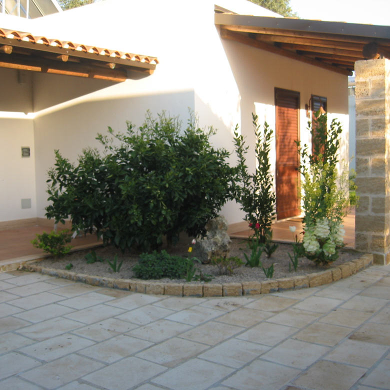 Sp Leverano/Porto Cesareo accommodation facility, Lecce
