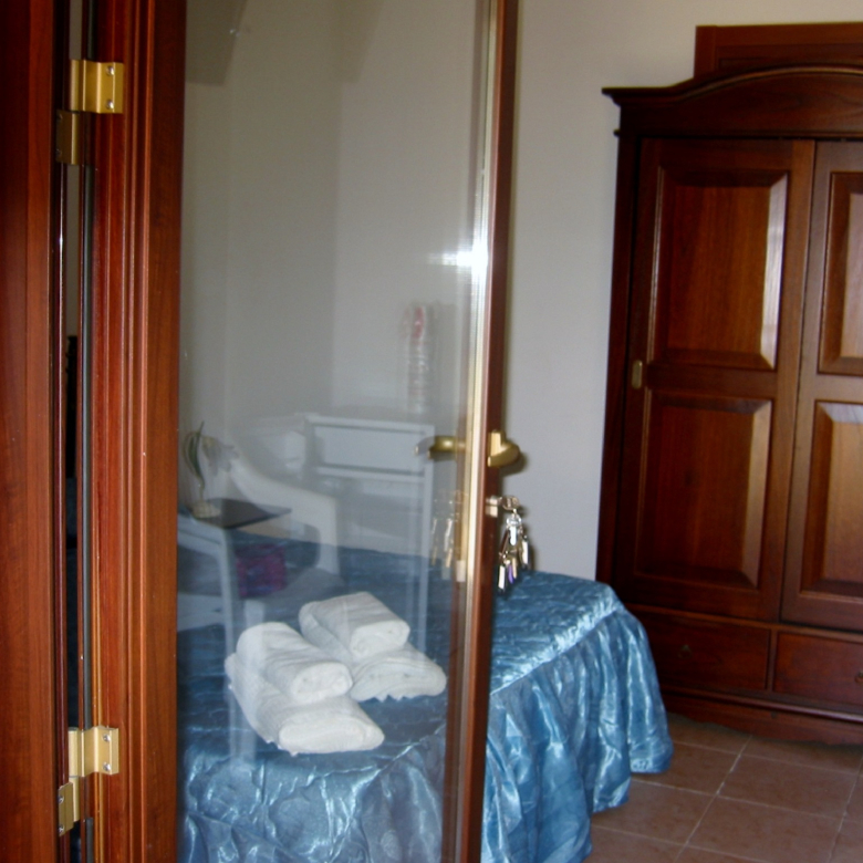 Sp Leverano/Porto Cesareo accommodation facility, Lecce