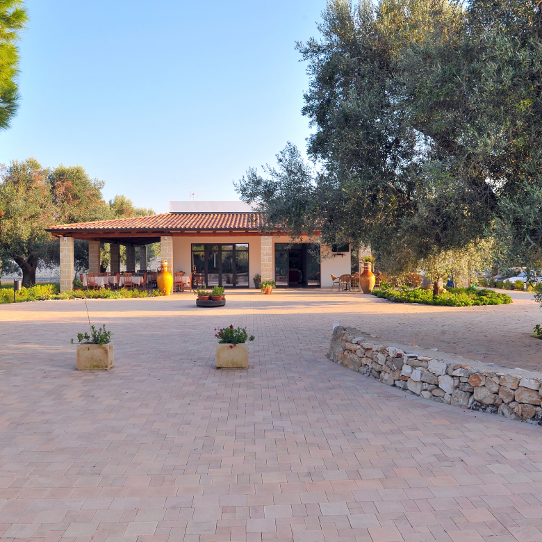 Sp Leverano/Porto Cesareo accommodation facility, Lecce