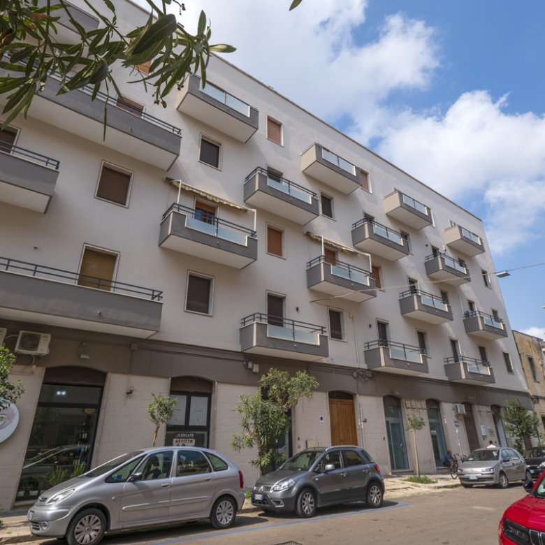 Rifinito appartamento di ampia metratura in zona San Lazzaro