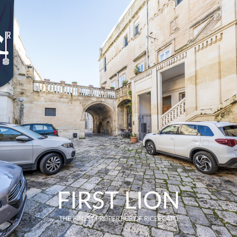Soluzione caratteristica ristrutturata in Piazzetta Arco di Prato, Lecce