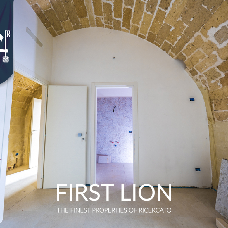 Soluzione caratteristica ristrutturata in Piazzetta Arco di Prato, Lecce