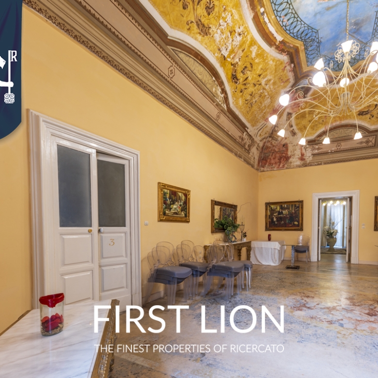 Prestigioso Palazzo Marchesale nel Cuore di Guagnano