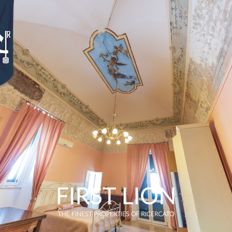 Prestigioso Palazzo Marchesale nel Cuore di Guagnano