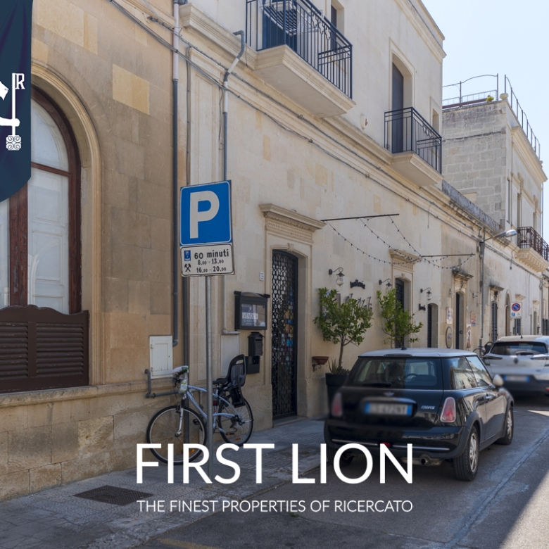 Stabile in vendita in Via Umberto I, Corigliano d’Otranto