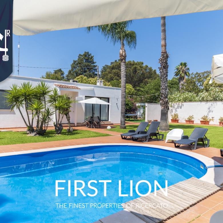 Prestigiosa villa indipendente con piscina