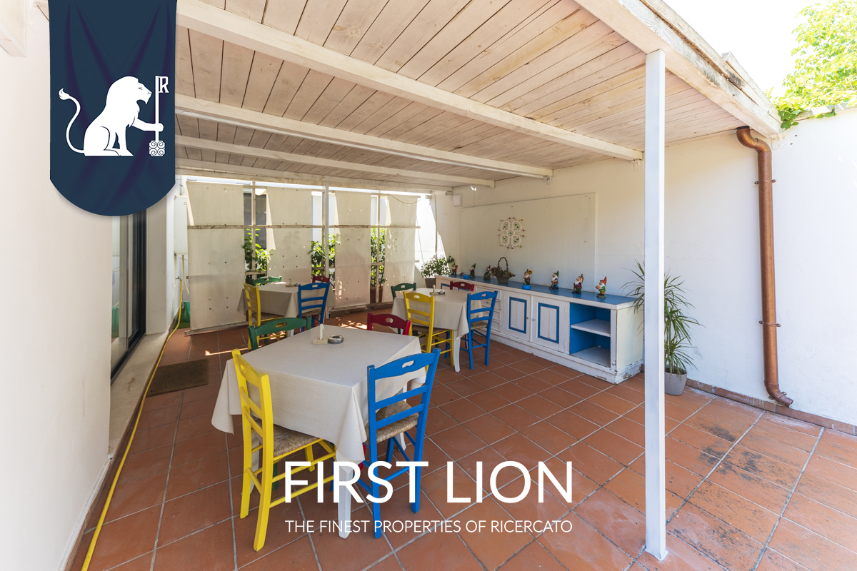 Lecce_Via_Bellisario_Fabio_MARCHIO_0076 Prestigiosa villa indipendente con piscina