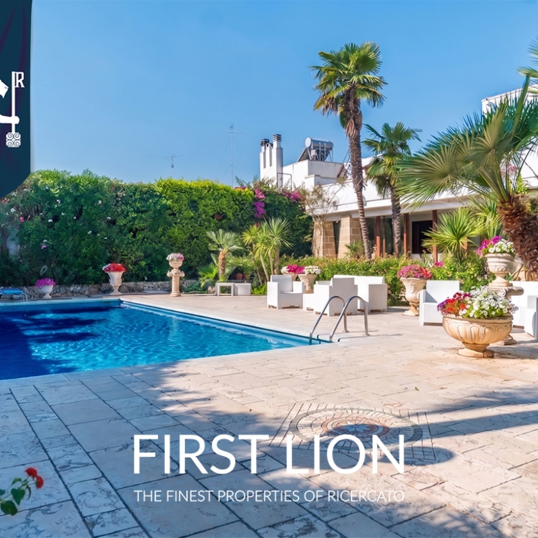 Villa con piscina Via Rapolla, Lecce