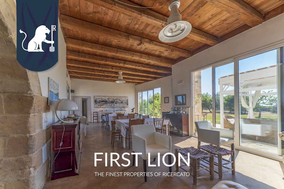 FALCON Villa in vendita in Strada Provinciale Lecce San Cataldo Sp 298 km