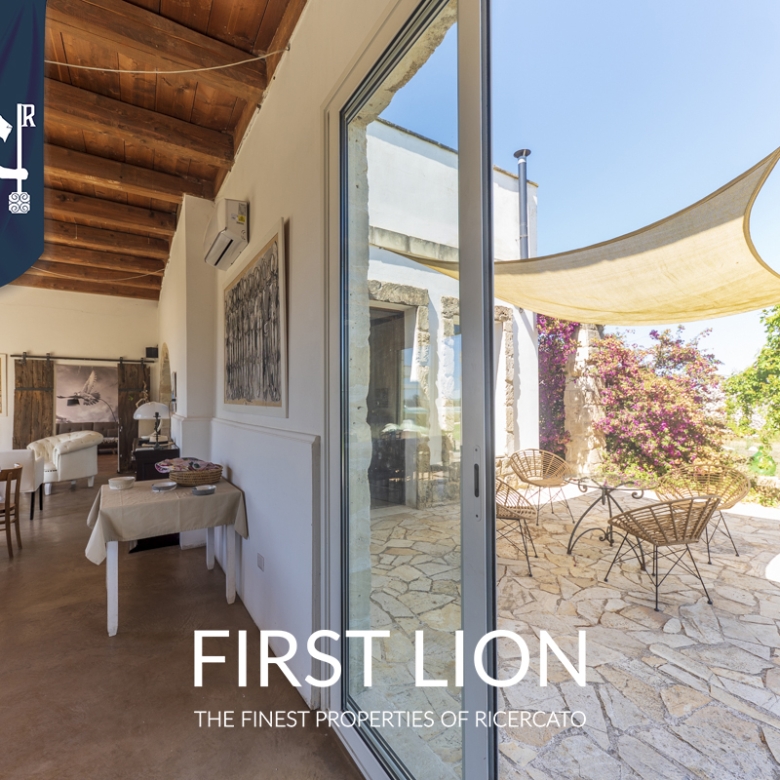 Villa in vendita in Strada Provinciale Lecce San Cataldo Sp 298 km