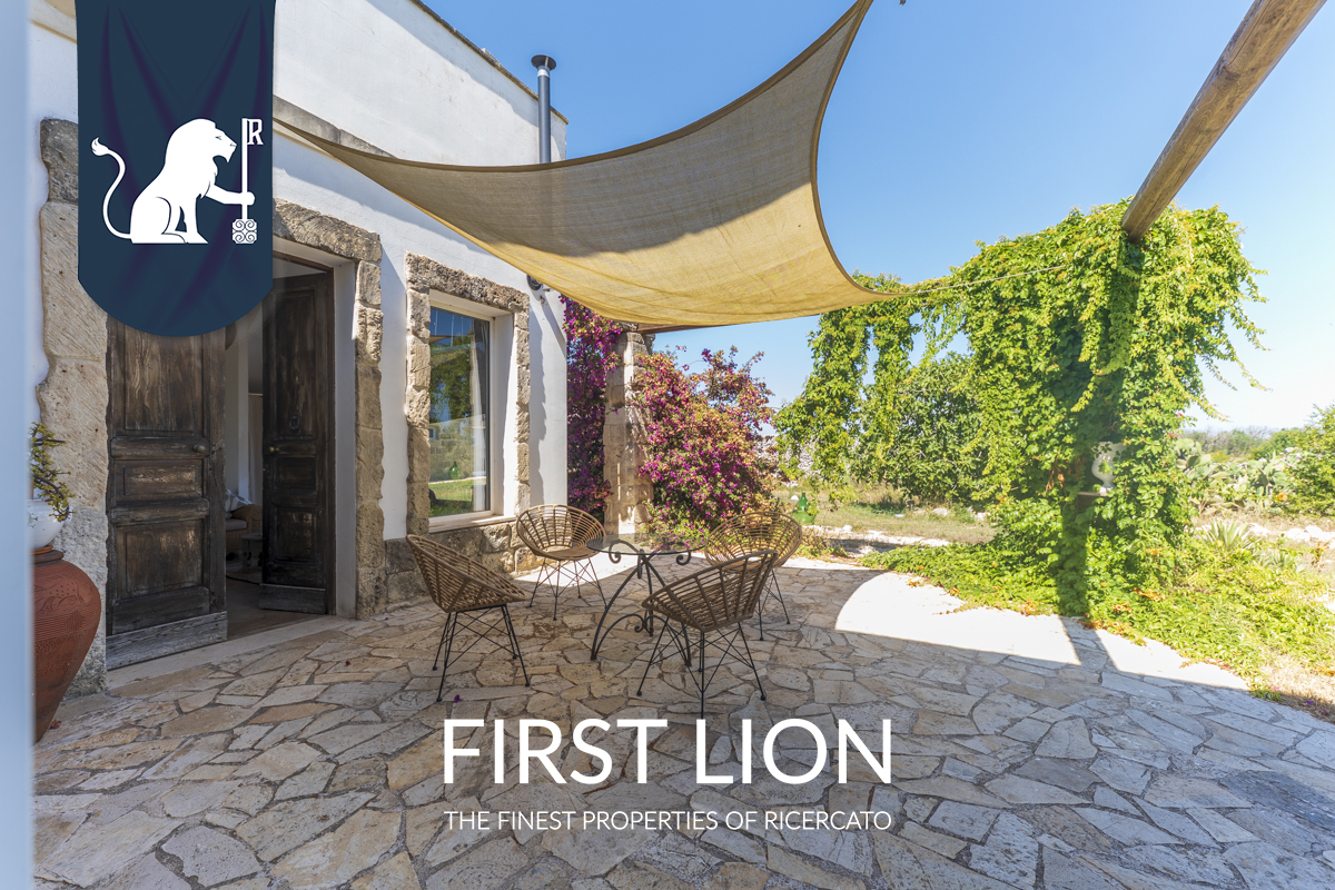 FALCON Villa in vendita in Strada Provinciale Lecce San Cataldo Sp 298 km