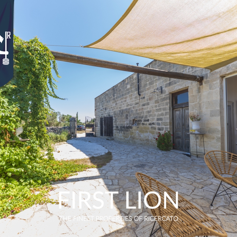 Villa in vendita in Strada Provinciale Lecce San Cataldo Sp 298 km