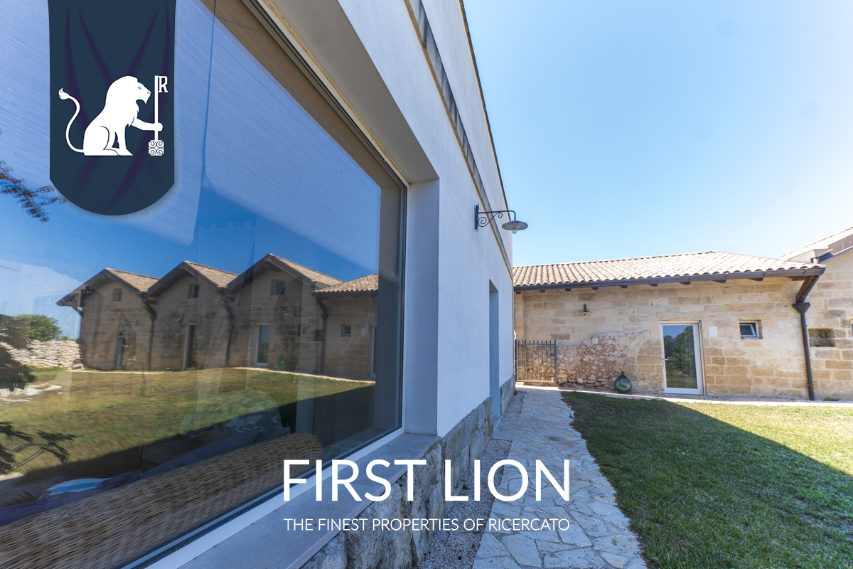 FALCON Villa in vendita in Strada Provinciale Lecce San Cataldo Sp 298 km