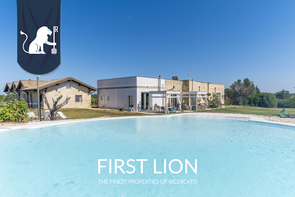 FALCON Villa in vendita in Strada Provinciale Lecce San Cataldo Sp 298 km
