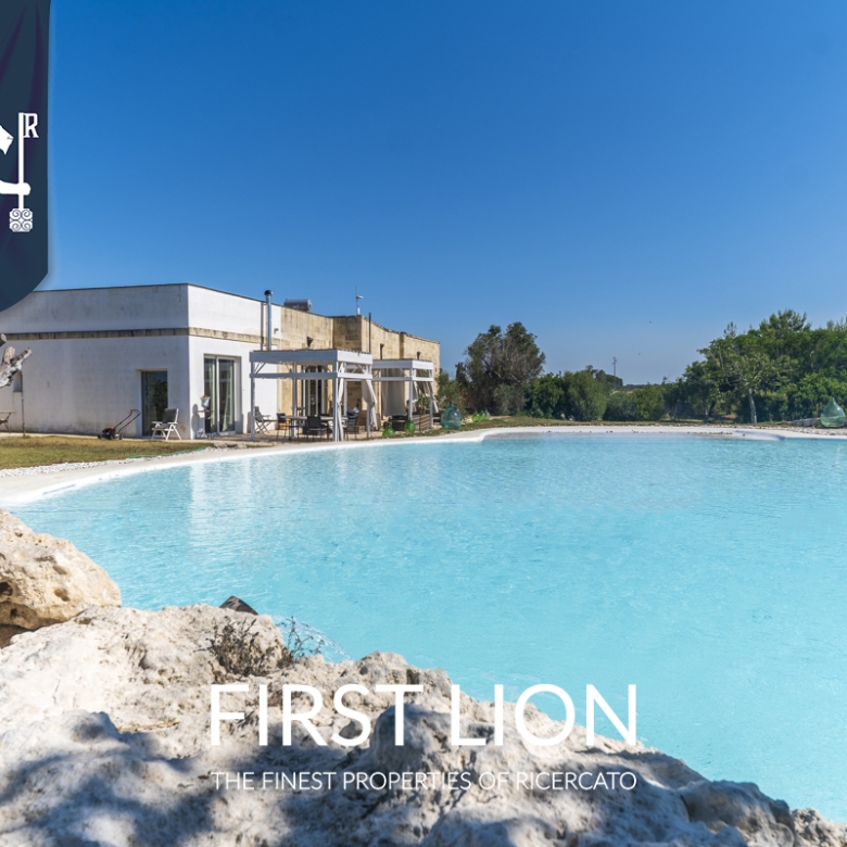 Villa in vendita in Strada Provinciale Lecce San Cataldo Sp 298 km
