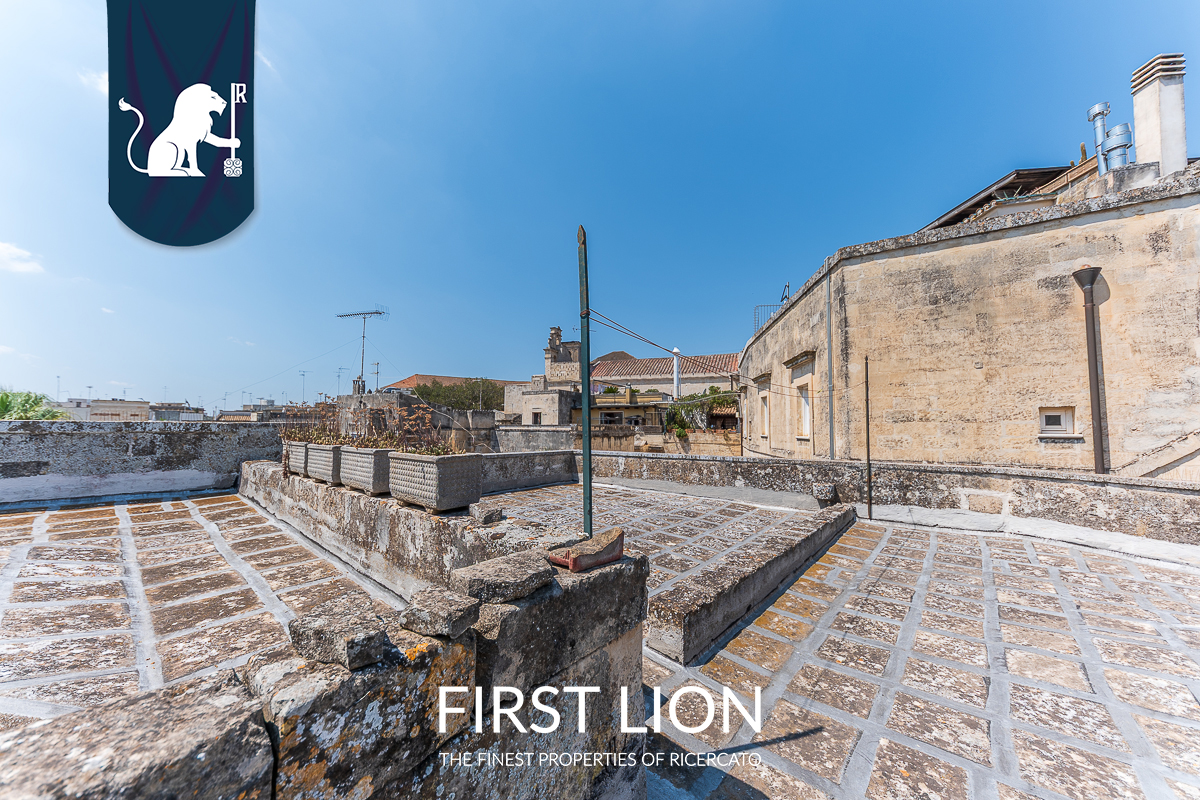 Caratteristico appartamento nel cuore del centro storico, Via G. Libertini, Lecce- FIRST LION (20) Caratteristico appartamento nel cuore del centro storico, Via G. Libertini, Lecce