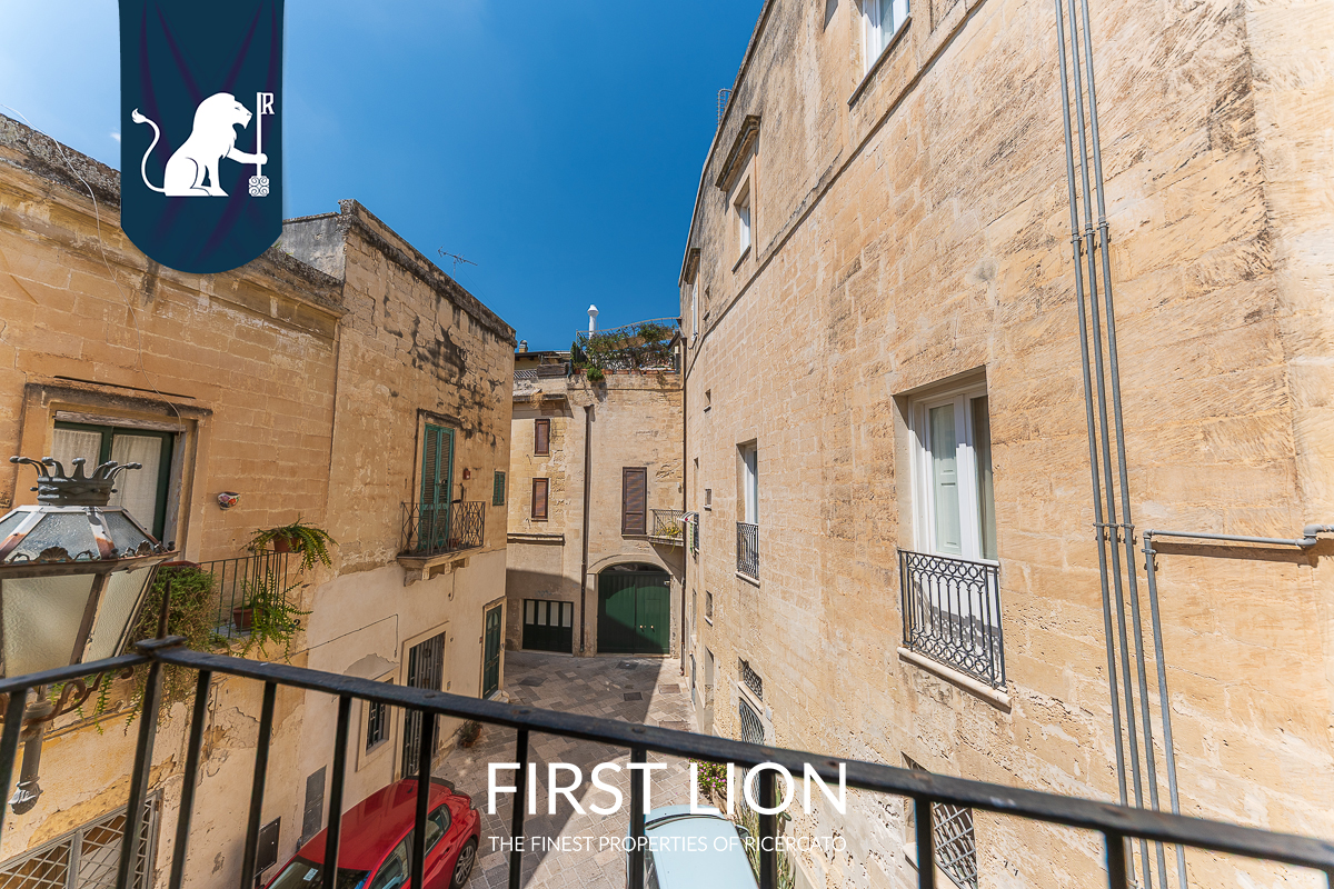 Caratteristico appartamento nel cuore del centro storico, Via G. Libertini, Lecce- FIRST LION (33) Caratteristico appartamento nel cuore del centro storico, Via G. Libertini, Lecce