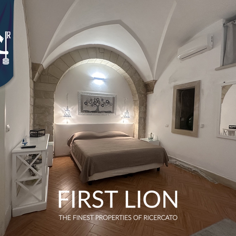 Prestigiosa struttura in Corte dei Guarini, Lecce