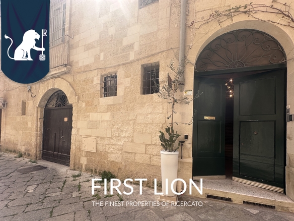 Prestigiosa struttura in Corte dei Guarini, Lecce